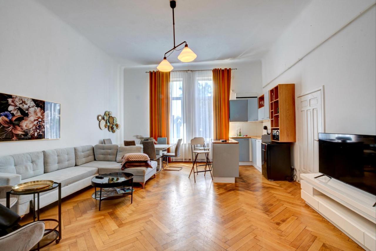 Apartament 2 camere, ultracentral, Calea Victoriei Bucureşti Exterior foto