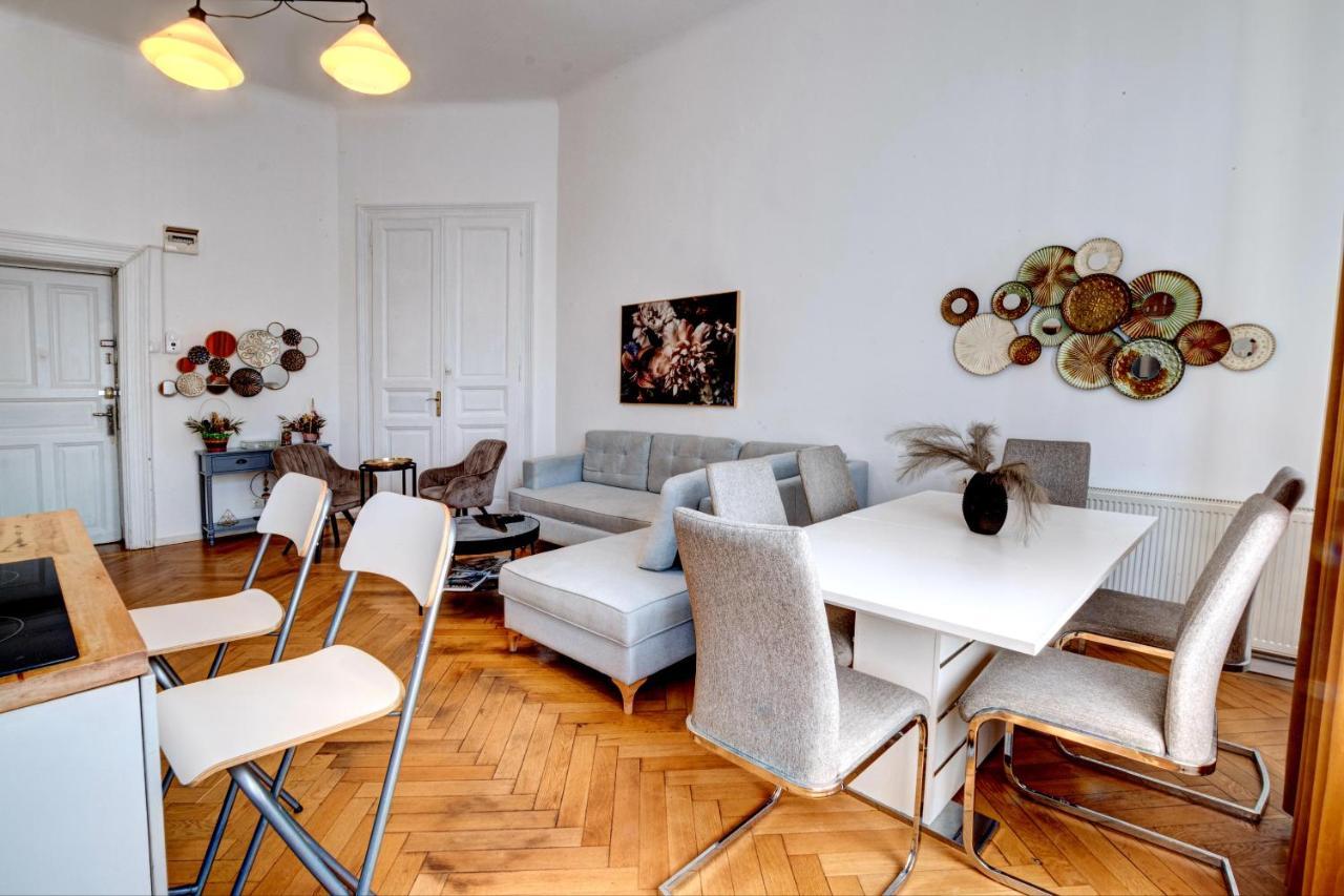 Apartament 2 camere, ultracentral, Calea Victoriei Bucureşti Exterior foto